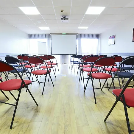 Szálloda Kyriad Rouen Nord - Saint Aignan 3*